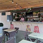 营地 Mobil Avec Terrasse Pour 6 Personnes, 2 - Api-1-52-1105 *