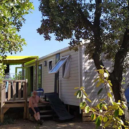 Mobil Avec Terrasse Pour 6 Personnes, 2 - Api-1-52-1105 *